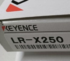 基恩士LR-X250激光传感器-连接线类型